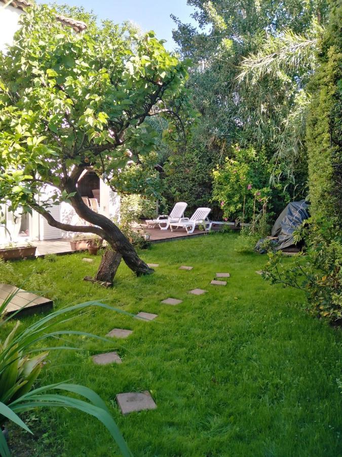 3 Ac Garden Pool Parking 2 Min By Car