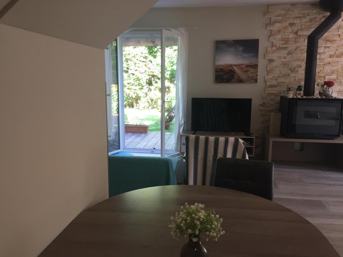 3 Ac Garden Pool Parking 2 Min By Car *