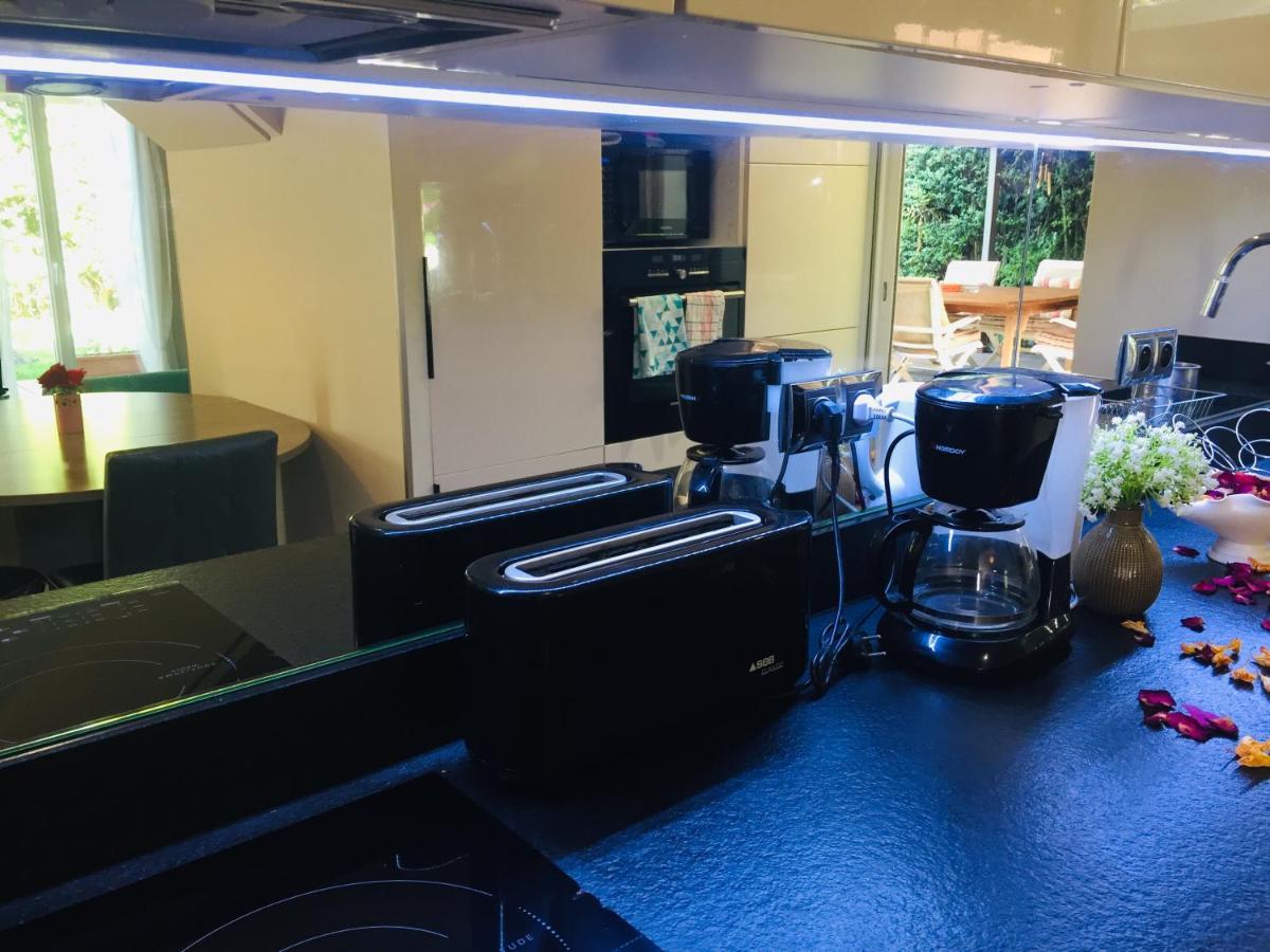 3 Ac Garden Pool Parking 2 Min By Car Cannes